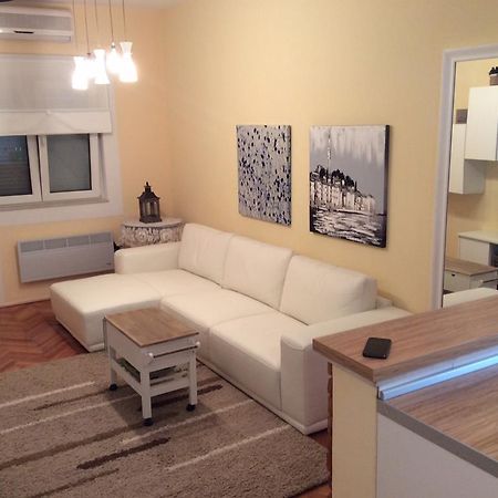 Apartment Satus Подстрана Екстериор снимка
