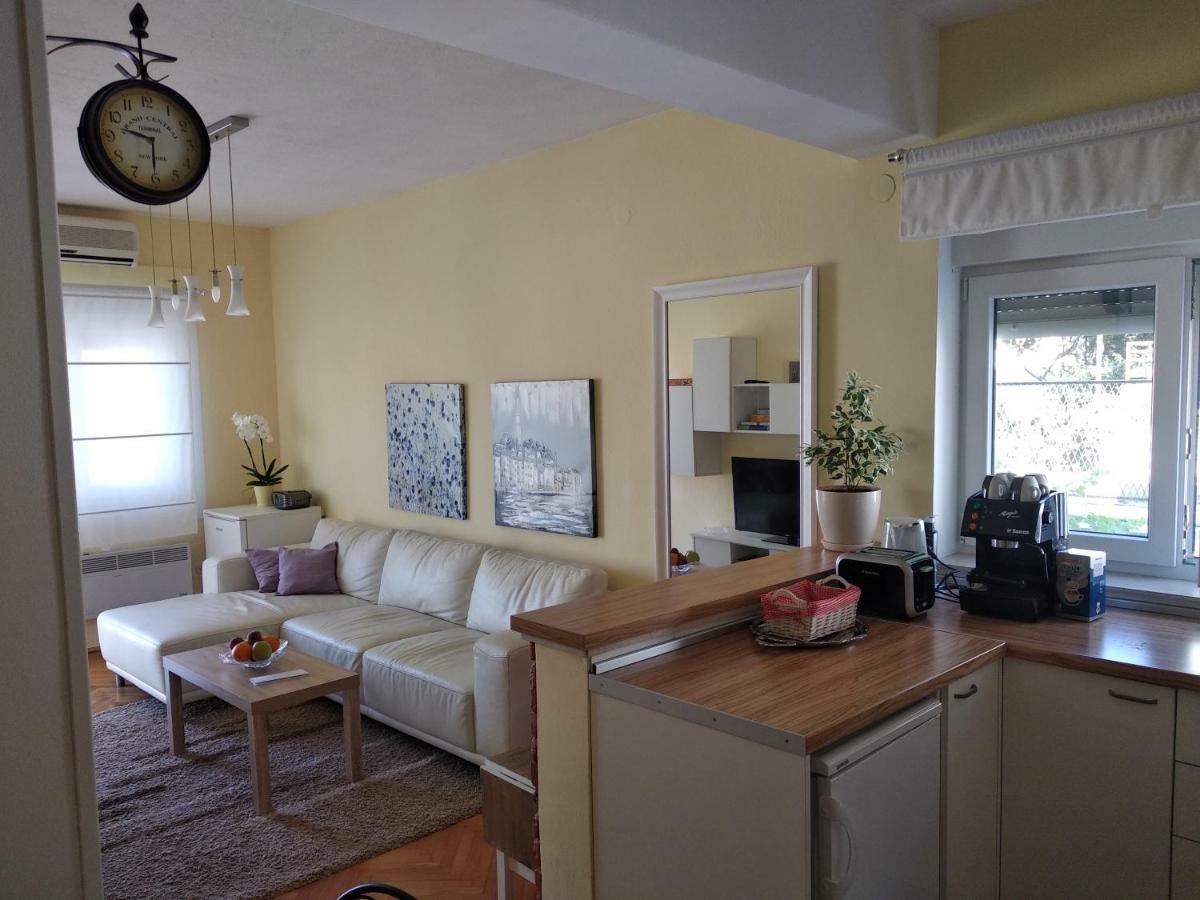 Apartment Satus Подстрана Екстериор снимка
